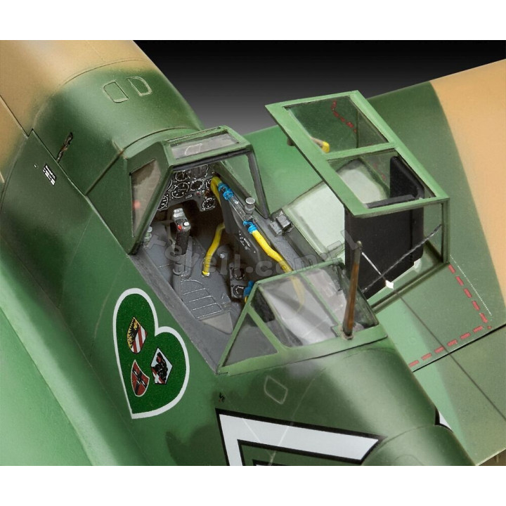 REVELL 1/32 MESSERSCHMITT BF109G-2/4 (03829)