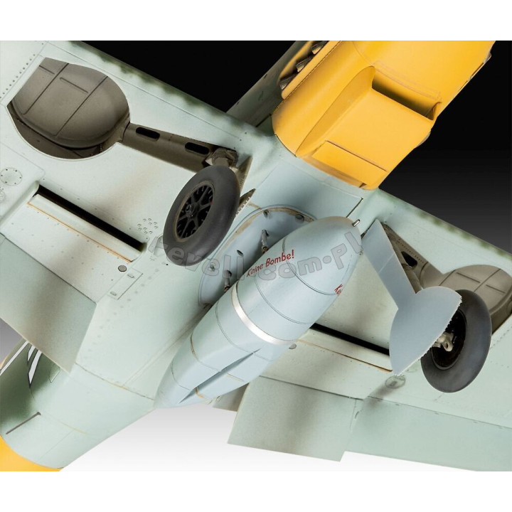 REVELL 1/32 MESSERSCHMITT BF109G-2/4 (03829)