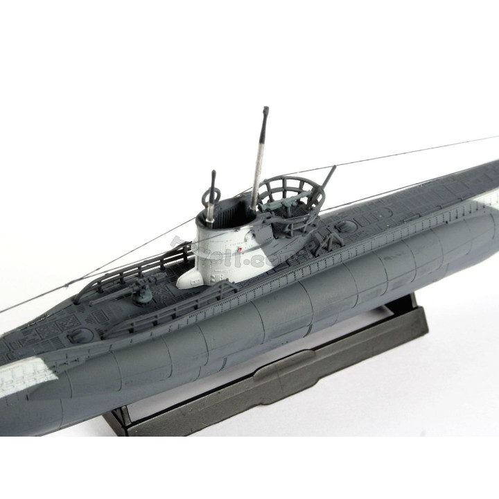REVELL 1/350 GERMAN SUBMARINE TYPE VII C (05093)