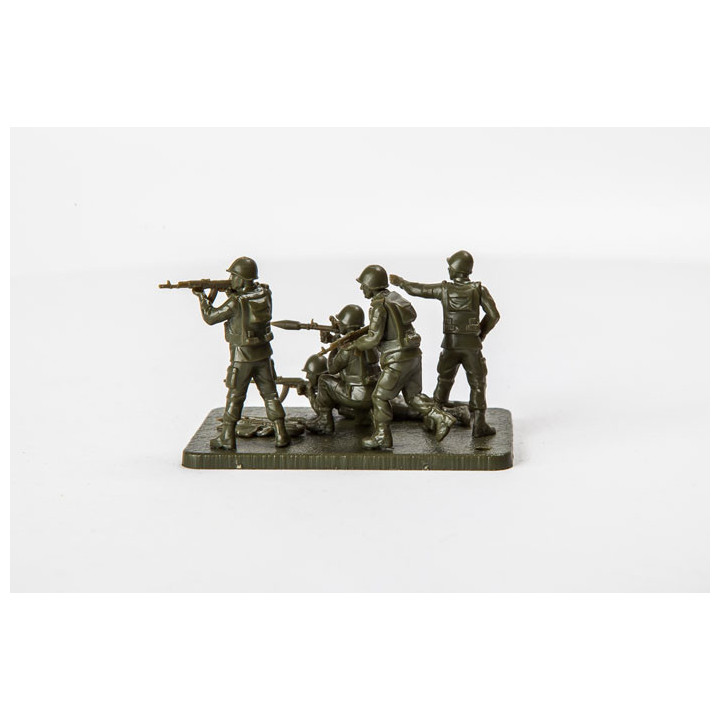 ZVEZDA 1/72 SOVIET MOTORIZED INFANTRY (7404)