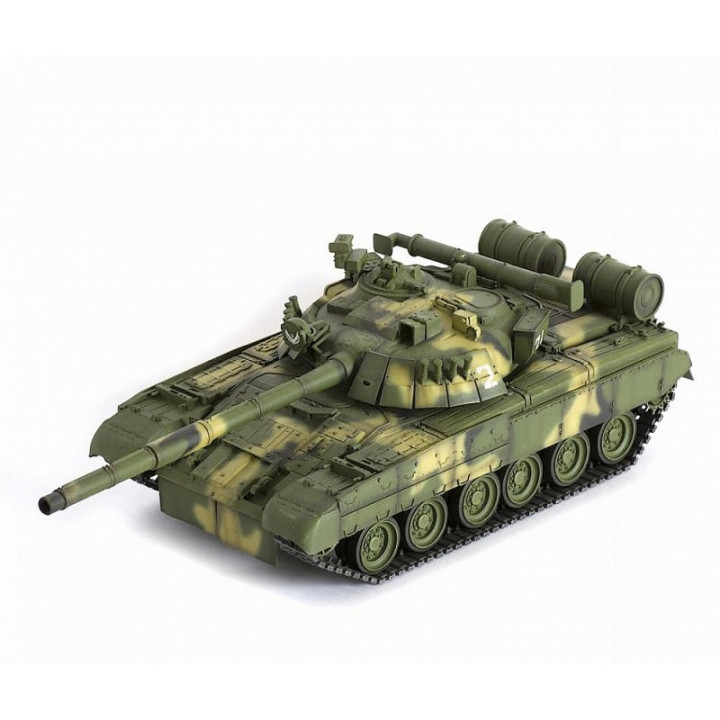 ZVEZDA 1/35 RUSSIAN MAIN BATTLE TANK T-80UD (3591)