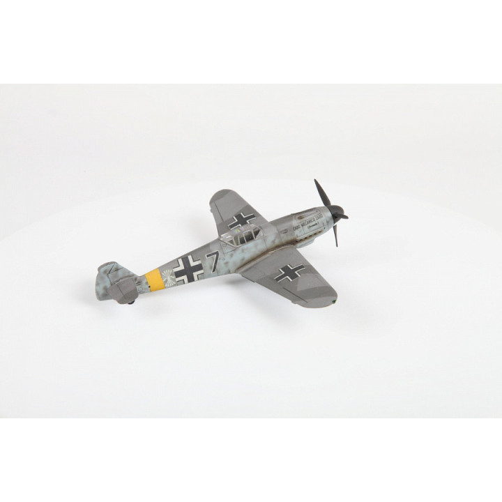 ZVEZDA 1/72 MESSERSCHMITT 109 F2 (7302)