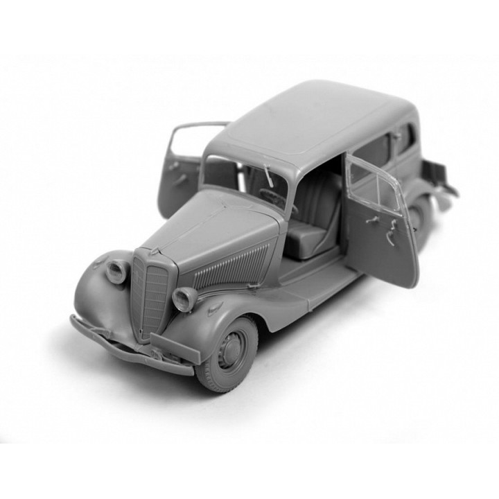 ZVEZDA 1/35 PLYNOVÝ SOVĚTSKÝ AUTOMOBIL M1 (3634)