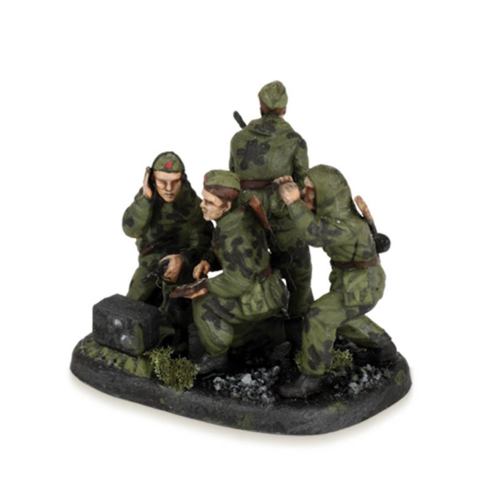 ZVEZDA 1/72 SOVĚTSKÝ PRŮZKUMNÝ TÝM (6137)