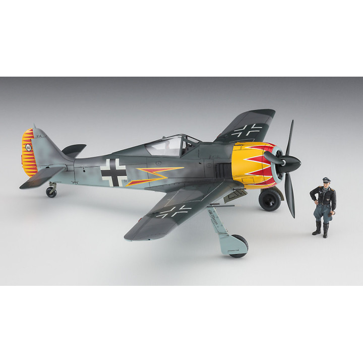 HASEGAWA 1/48 FOCKE-WULF Fw 190A-4 "GRAF " w/FIGURE (07492)
